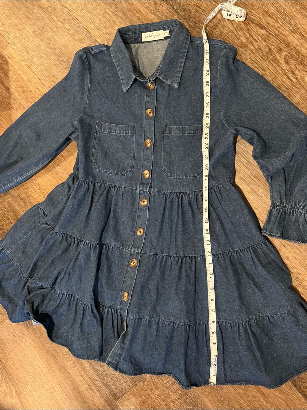 NWOT - Petal & Pup - Dark Wash Denim Tiered Button Dress - Size US 6 - Picture 4 of 4